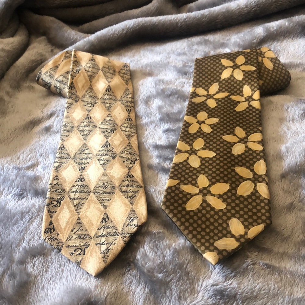 🌺3/$15 Structure silk tie bundle